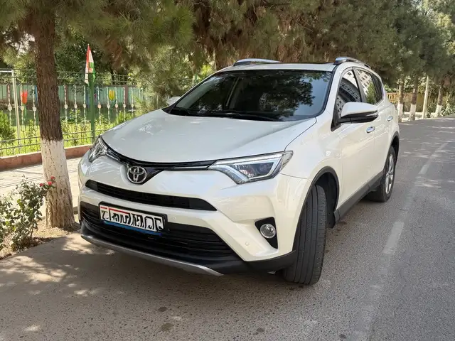 Toyota RAV 4, 2017, Душанбе - 2