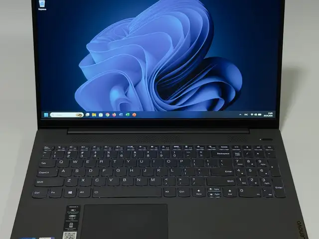 Ноутбук Lenovo Ideapad 5 i5-11gen, Хуҷанд