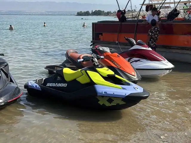 Гидроцикл 2024 Sea-Doo Spark, Худжанд