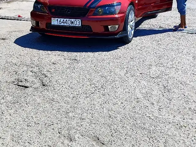 Lexus IS series