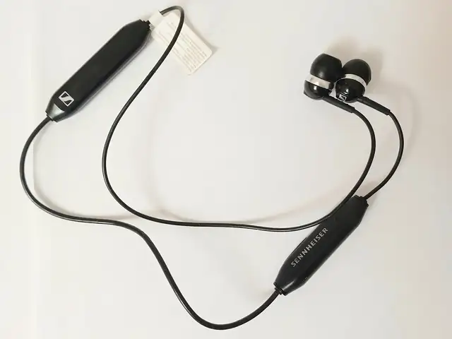 Беспроводные наушники Sennheiser CX 150BT, Худжанд