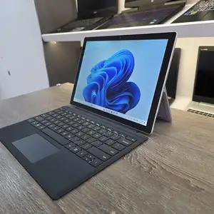Ноутбук 2-1 Microsoft Surface Core i5-6300U / 8GB / SSD 256GB, Душанбе