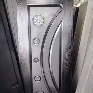 Дверь, Душанбе