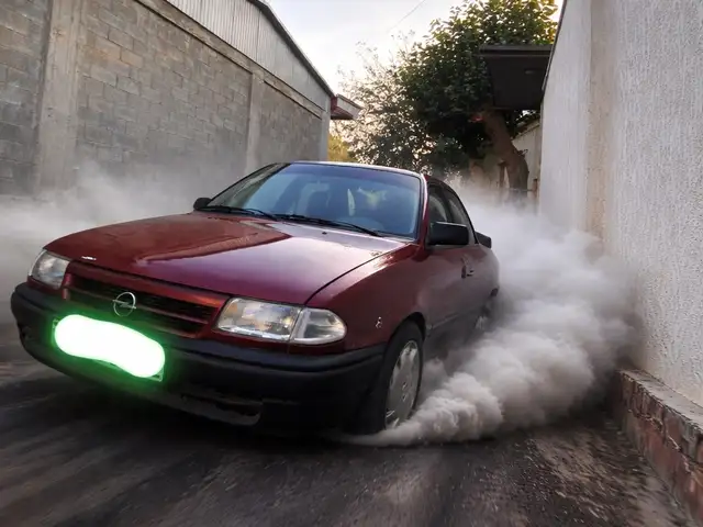 Opel Astra F