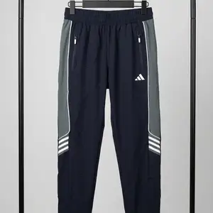 Бриджи Adidas, Душанбе