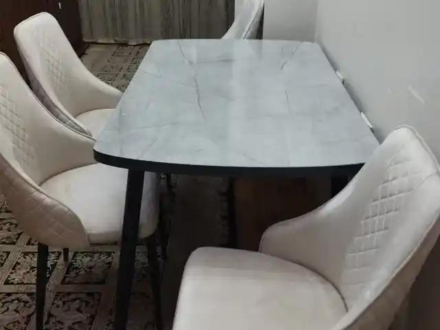 Кухонный стол и стулья, Душанбе