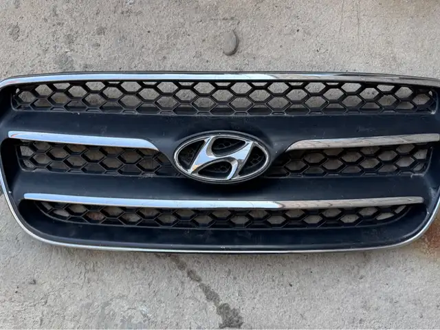 Облицовка от Hyundai Santa Fe 2006-2010, Худжанд