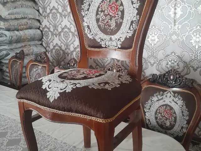 Стул, Худжанд