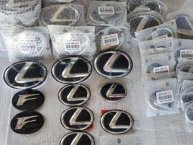 Знак для Lexus, Душанбе