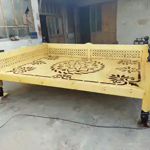 Тапчан, Душанбе