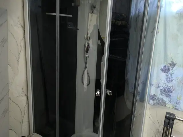 Душевая кабина, Хуҷанд