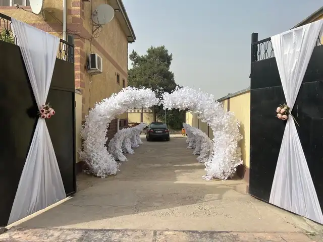Ороиши туй, зодруз ва фотиҳа, Бохтар (Курган-Тюбе)