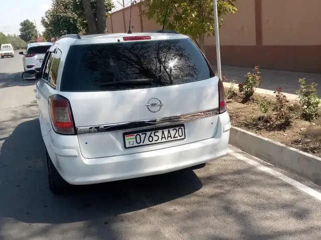Opel Astra H