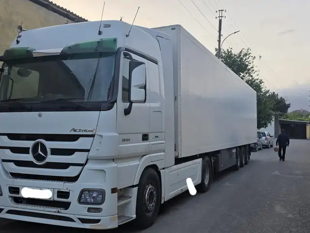 Седельный тягач Actros 1844, 2008, Хуҷанд
