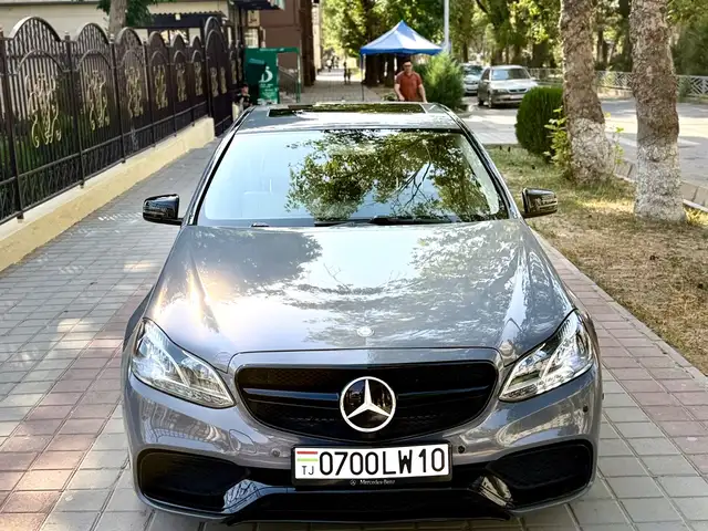 Mercedes-Benz E class