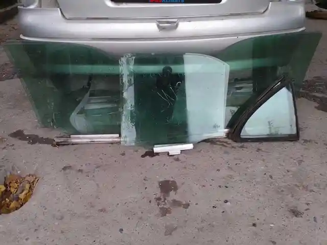Стекла от Mercedes-Benz W202, Худжанд