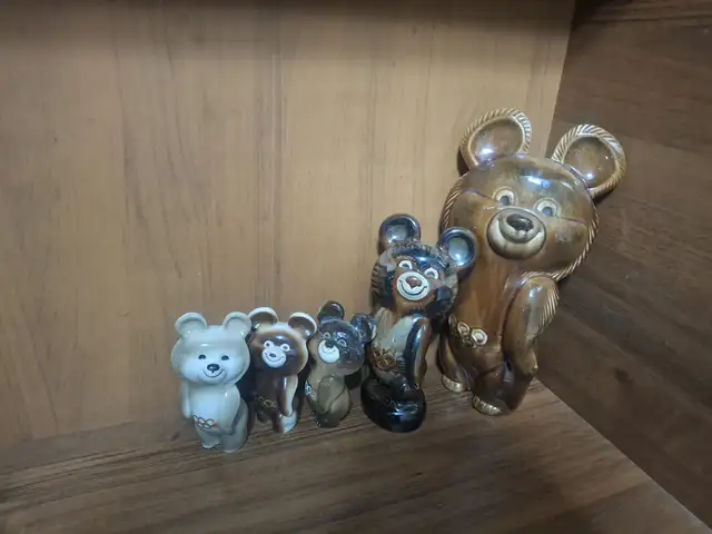 Комплект Олимпийских Мишок, Худжанд
