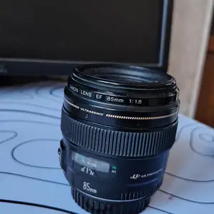 Объектив Canon 85mm f/1.8, Душанбе