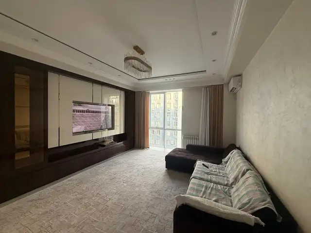 3-комн. квартира, 11 этаж, 93м², Сомони, Душанбе