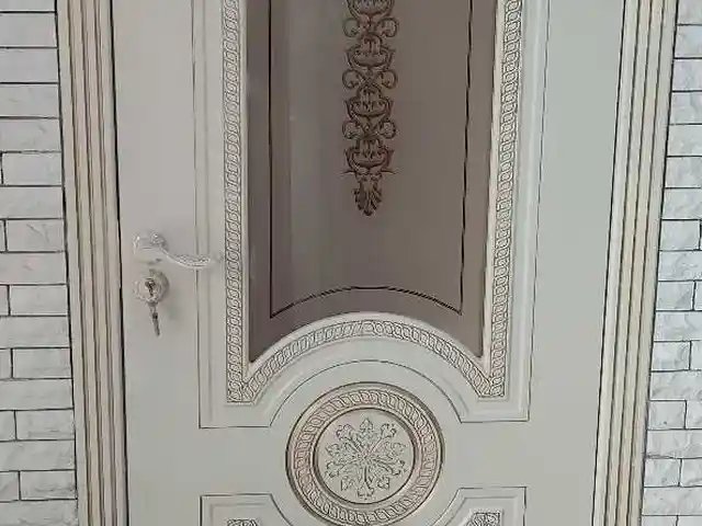 Дверь, Душанбе