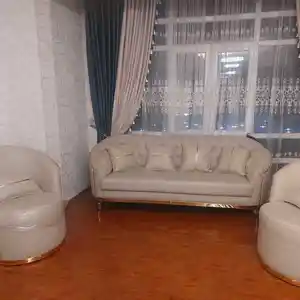 Диван и кресло, Душанбе
