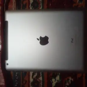 Apple Ipad, Ваҳдат