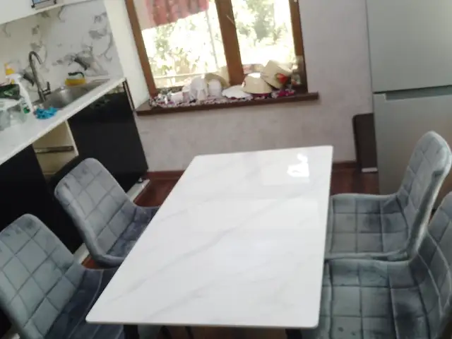 Стол и стулья, Душанбе