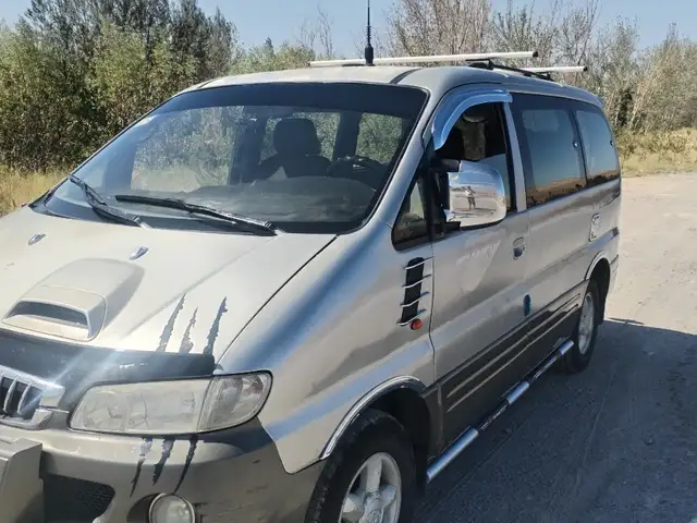 Микроавтобус Hyundai Starex, 2001, Пенджикент