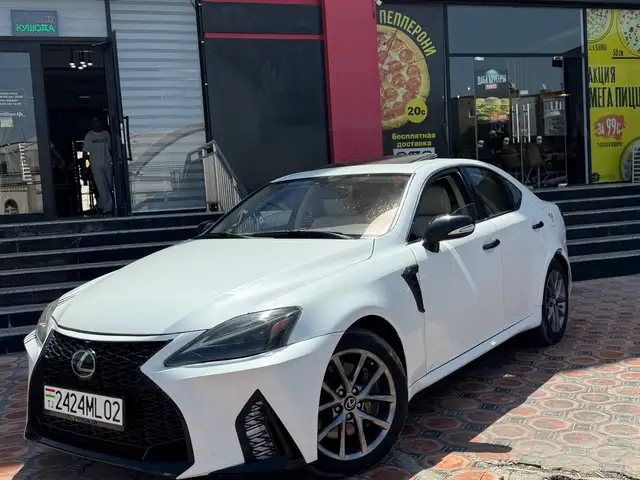 Lexus IS series
