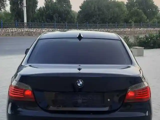 Задние фонари от BMW, Хуҷанд