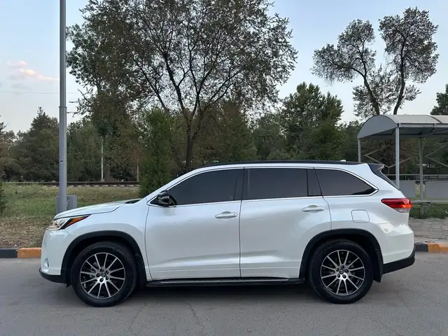 Toyota Highlander, 2017, Душанбе - 3