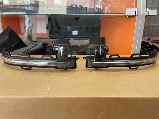 Поворотники BMW X5, Худжанд