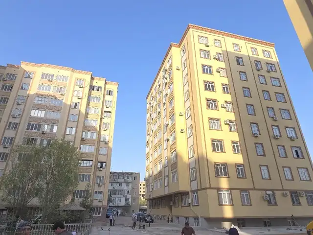 2-комн. квартира, 1 этаж, 70 м², 18мкр, Худжанд