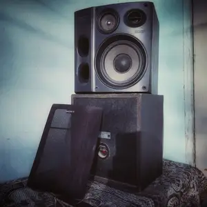 Колонка Sony, Бохтар (Курган-Тюбе)