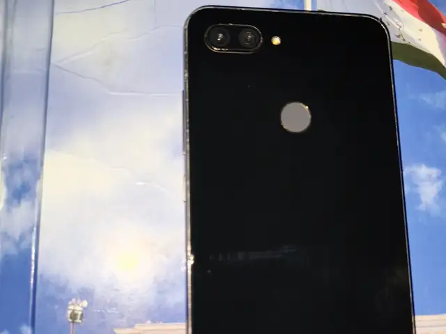 Xiaomi Mi 8 Lite 128Gb, Душанбе