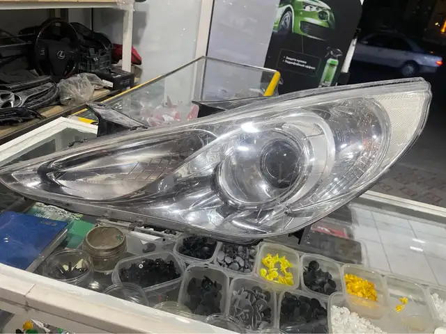 Фара от Hyundai Sonata, Хуҷанд