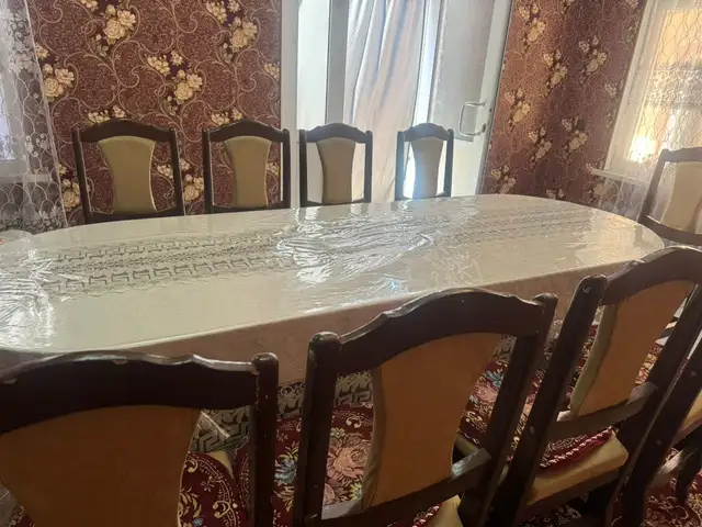 Стол стулья, Худжанд