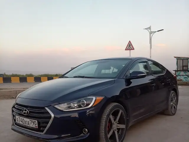 Hyundai Elantra