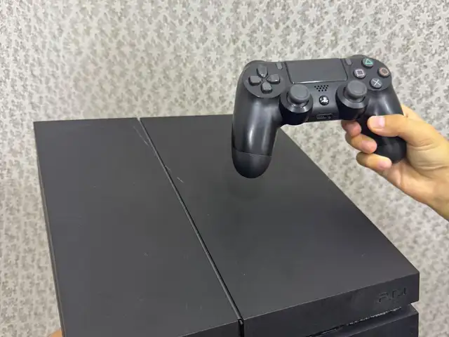 Игровая приставка Sony PlayStation 4, Худжанд