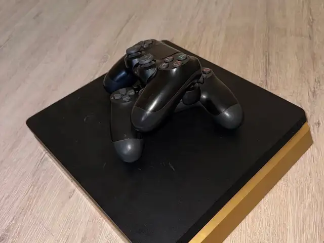 Игровая приставка ps4 slim, Душанбе