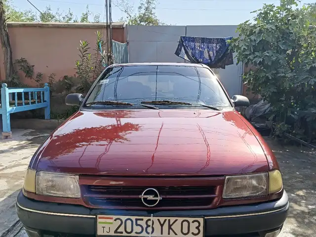 Opel Astra F