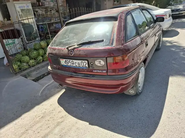 Opel Astra F