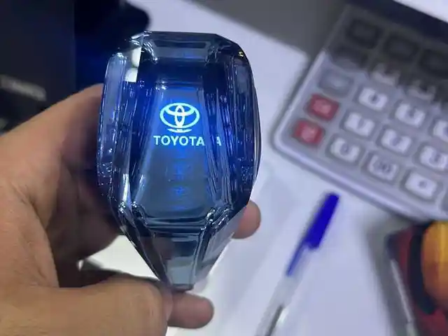 Хрустальная ручка скорости Toyota, Душанбе