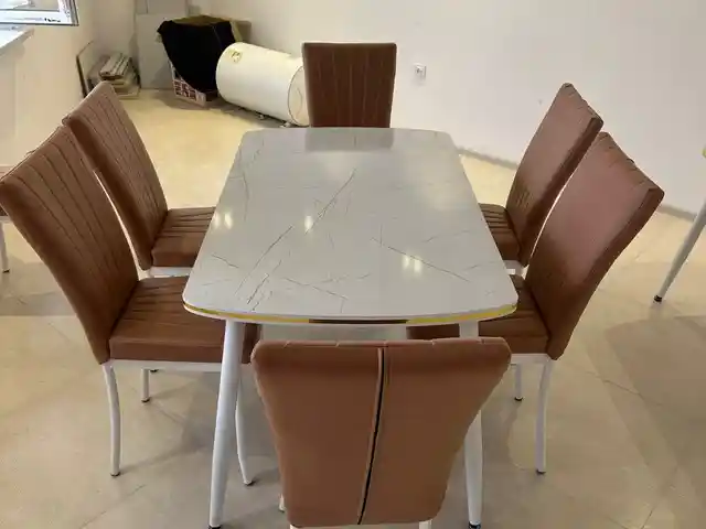 Стол и стулья, Душанбе