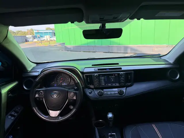 Toyota RAV 4, 2015, Душанбе - 9