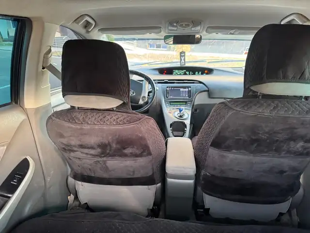 Toyota Prius, 2010, Душанбе - 8