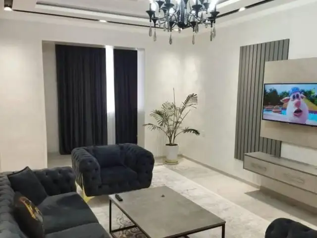 2-комн. квартира, 9 этаж, 80м², Шохмансур опера балет , Душанбе