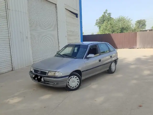 Opel Astra F