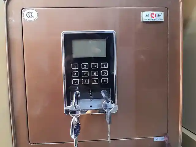 Сейф, Душанбе