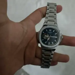 Часы Patek Philippe Geneve, Хуҷанд
